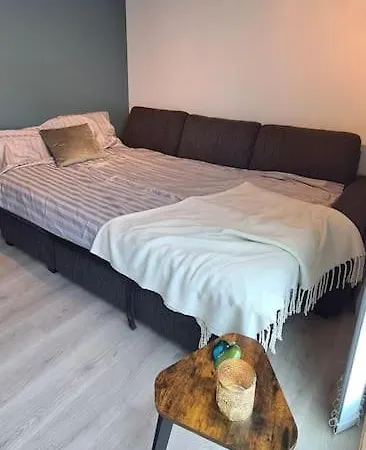 فيلة With A View